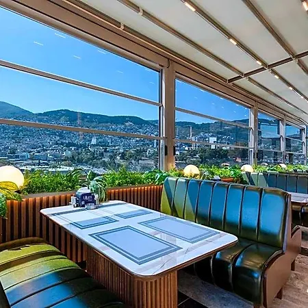 Hotel Lilium & Cali
