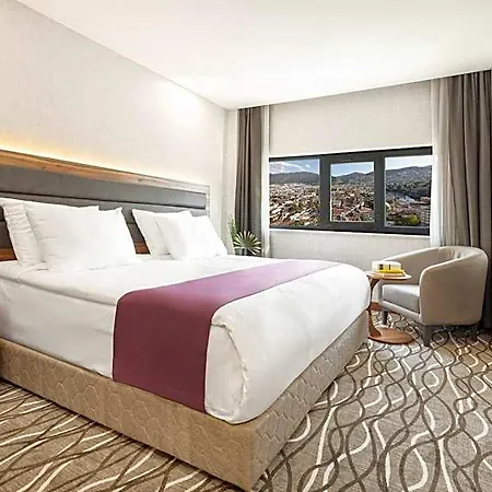 Lilium & Hotel 4*